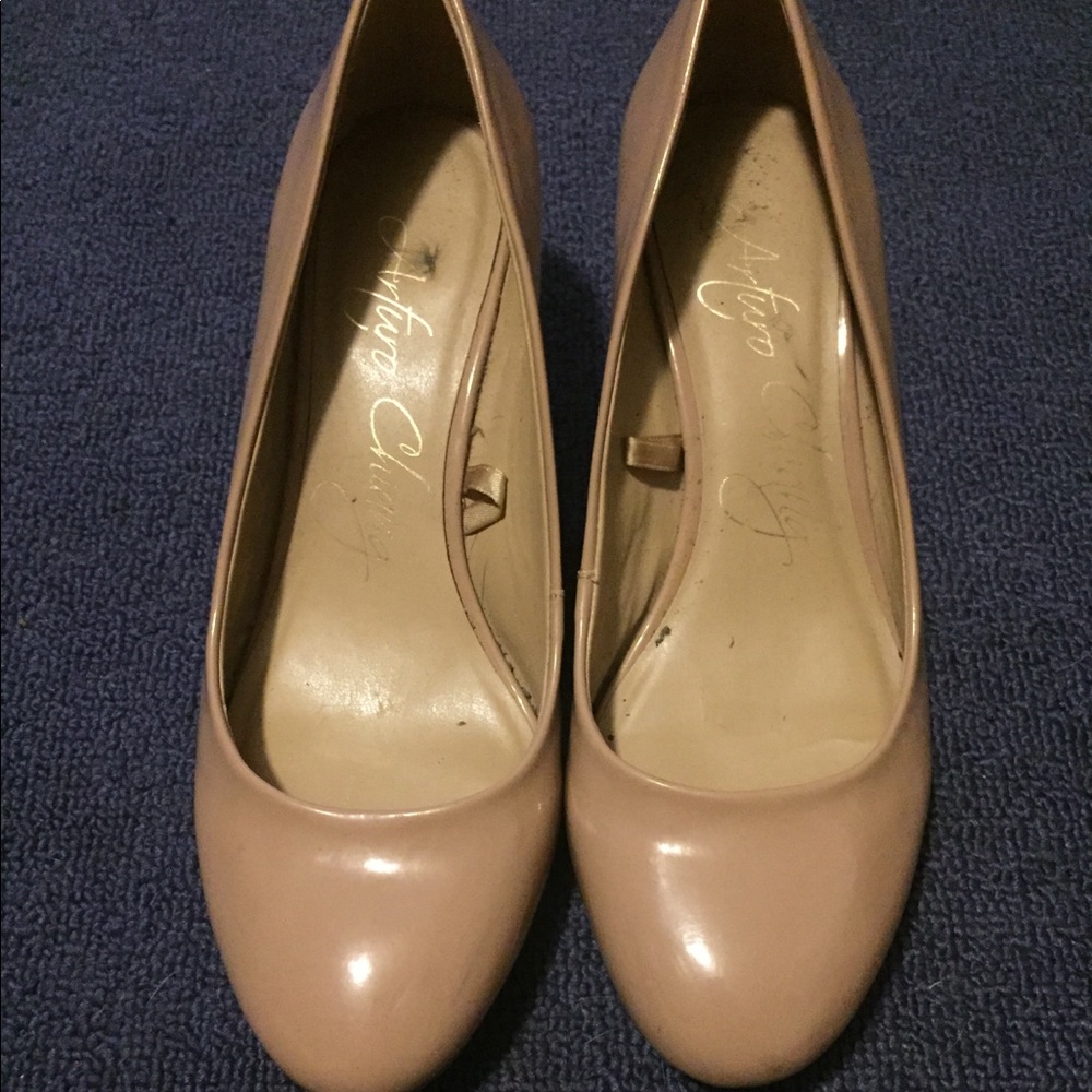 Nude wedge heels